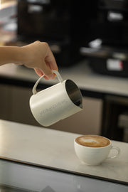 SongBean 600ML/700ML Milk Frothing Pitcher, Steaming Stainless Steel Coffee Cappuccino Latte Art Barista Man Woman Gift